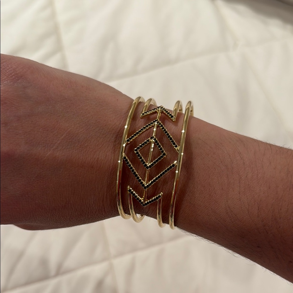 Stella & Dot Gold and Black Chevron Bracelet